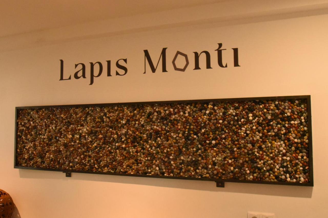 Lapis Monti - Apartments & Suites Burgusio Exterior photo
