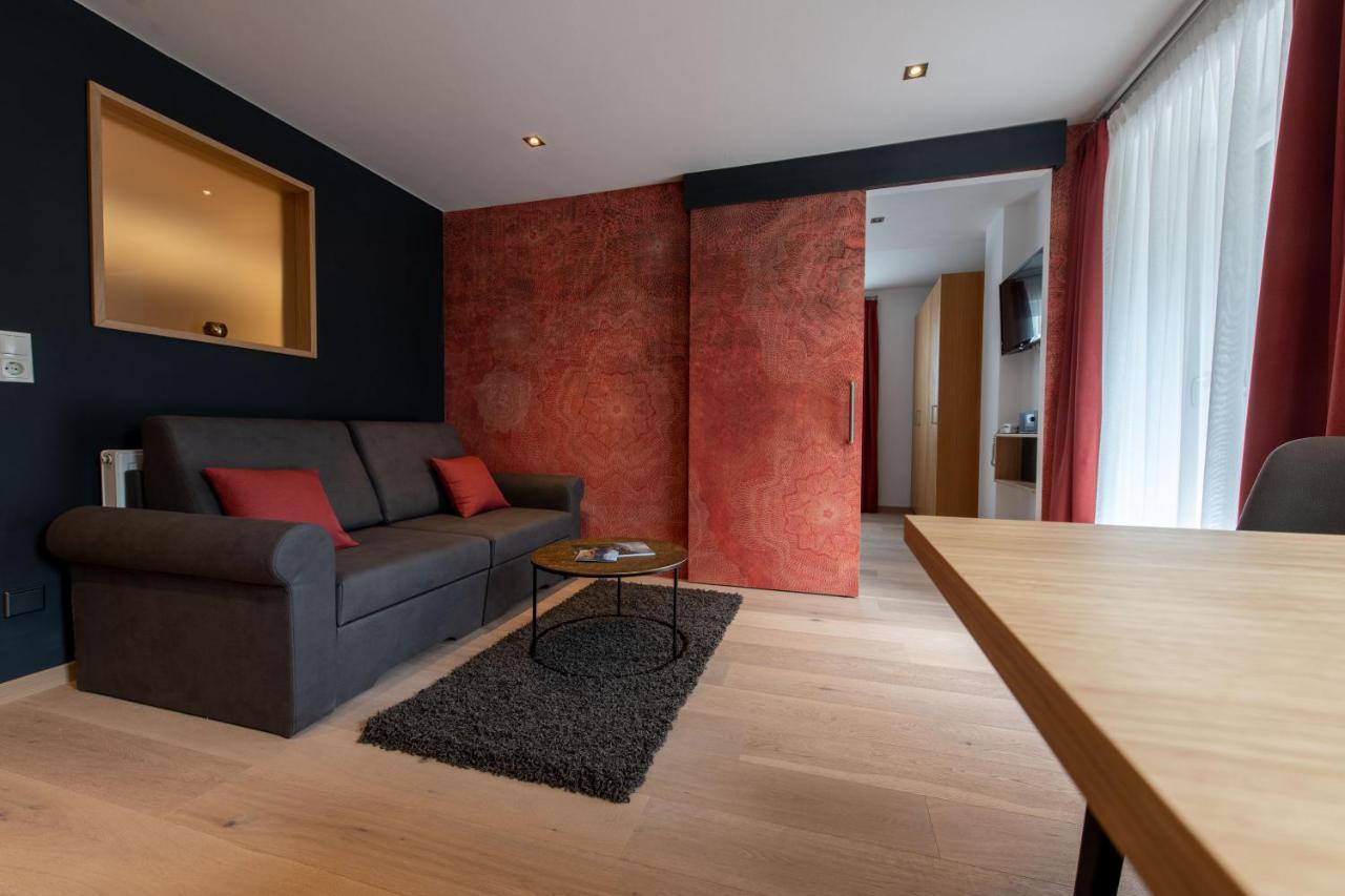Lapis Monti - Apartments & Suites Burgusio Exterior photo