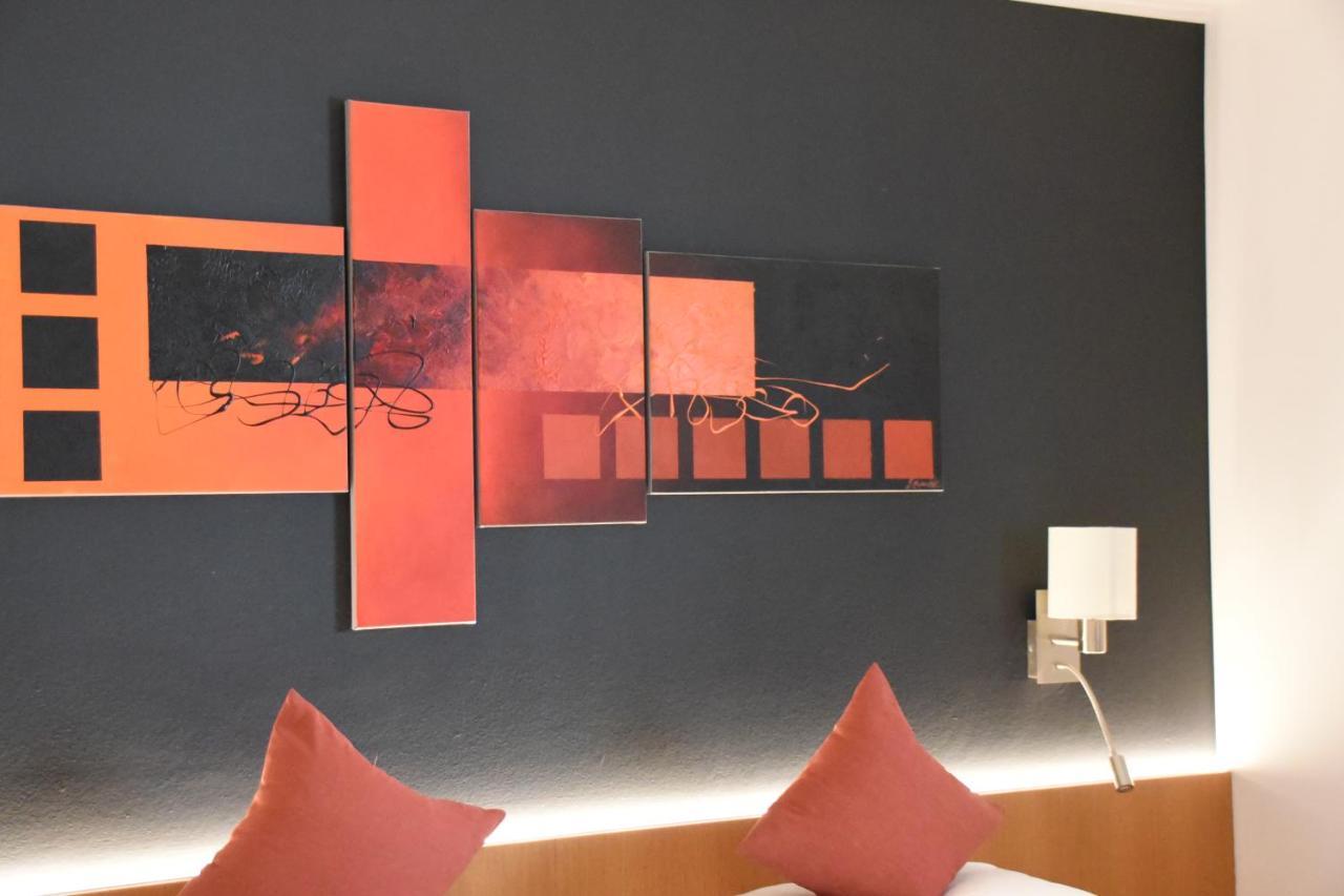 Lapis Monti - Apartments & Suites Burgusio Exterior photo